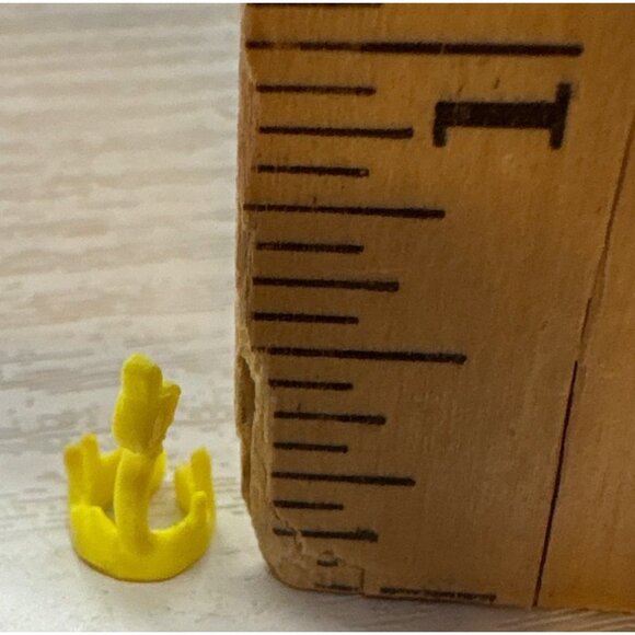 Monster High Replacement Yellow Bracelet Roller Maze Ghoulia Yelps Doll - Picture 4 of 4